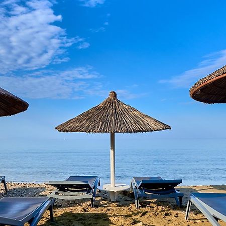 Tinos Beach Hotel Екстер'єр фото