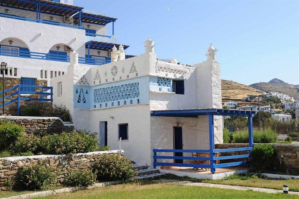 Tinos Beach Hotel Екстер'єр фото