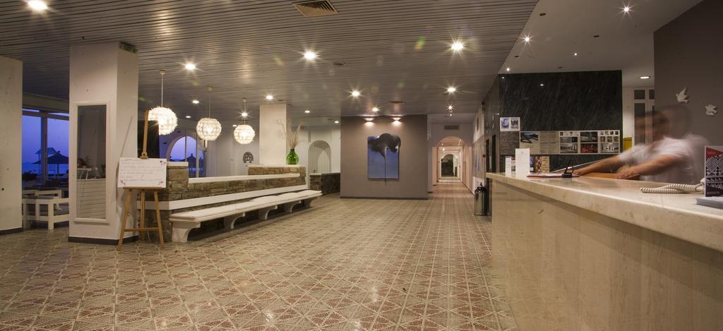 Tinos Beach Hotel Екстер'єр фото