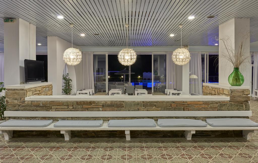 Tinos Beach Hotel Екстер'єр фото