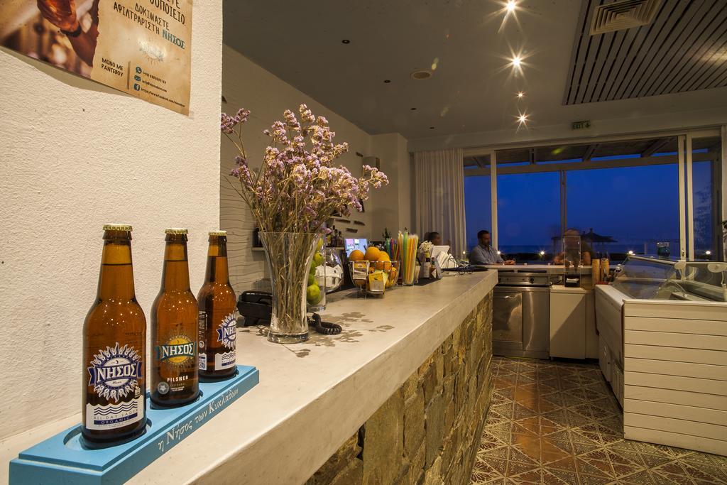 Tinos Beach Hotel Екстер'єр фото