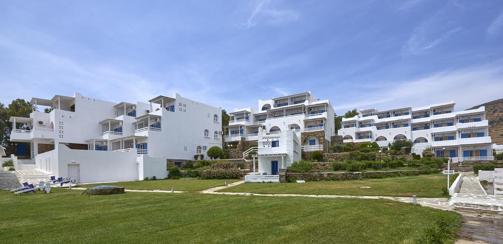 Tinos Beach Hotel Екстер'єр фото