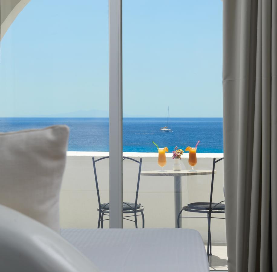 Tinos Beach Hotel Екстер'єр фото